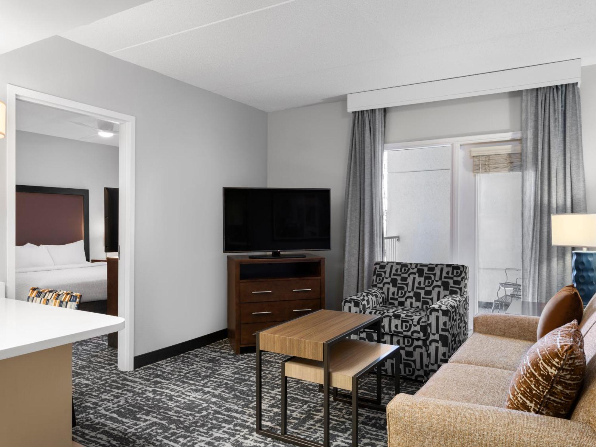 Homewood - Airport 3*