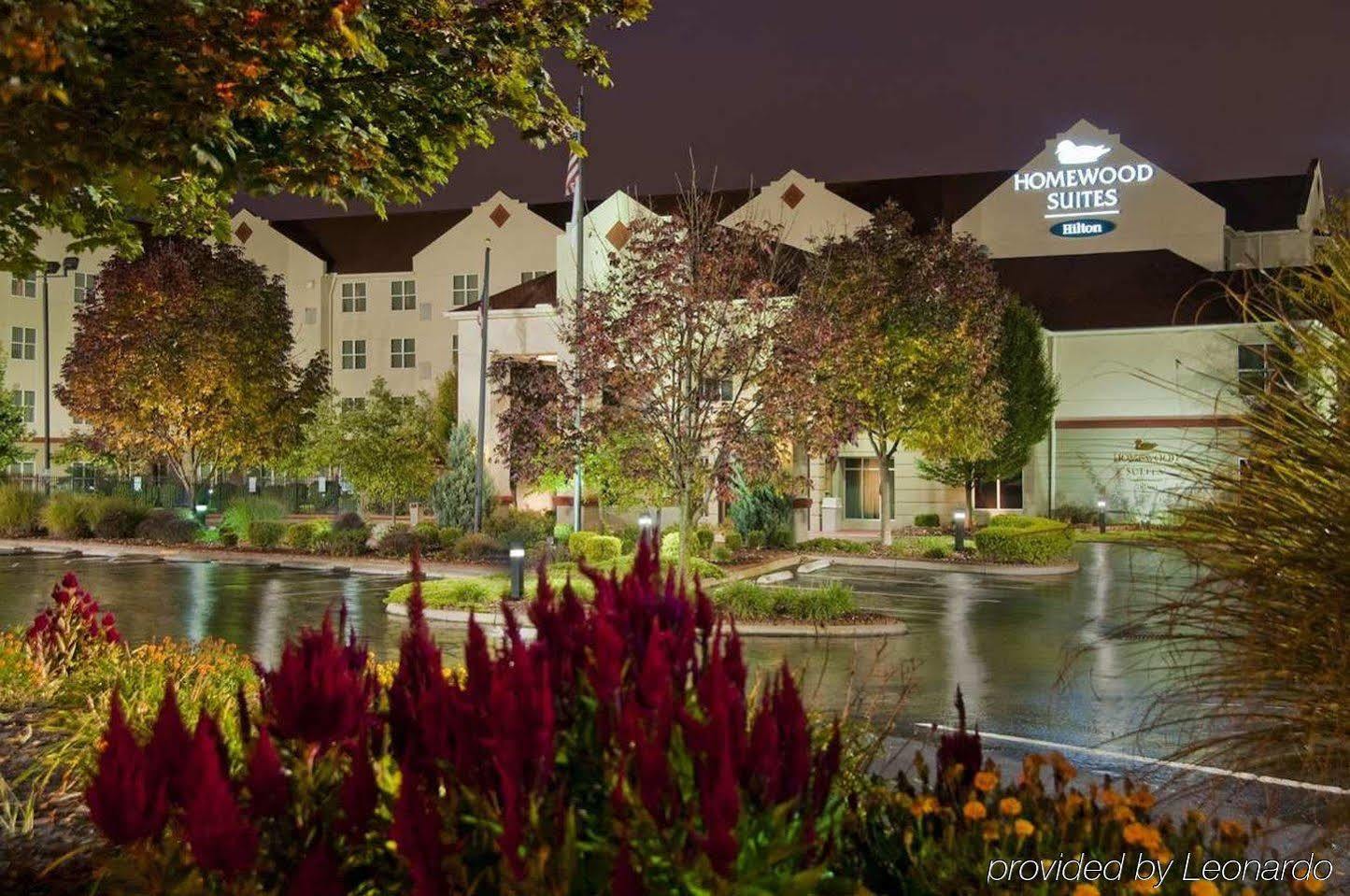 Hotel Homewood - Airport 3*